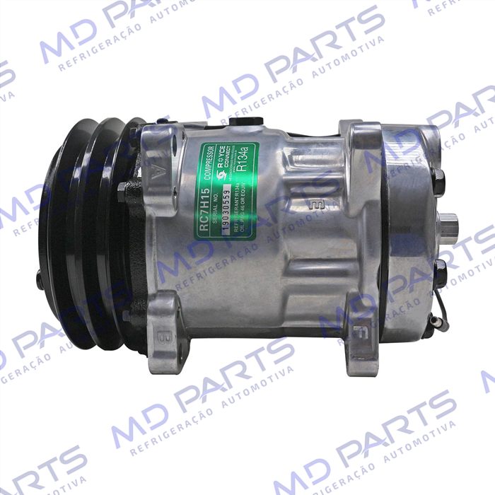 Compressor Modelo AA7H15AA U8088 Máquina Pulverizadora Valtra BS3020H/ Trator Massey Ferguson 6360 / 8 Orelhas Sucção e Descarga Traseira Engate - 12 Volts Polia 2A 132mm R134a OEM: 3782613M2
