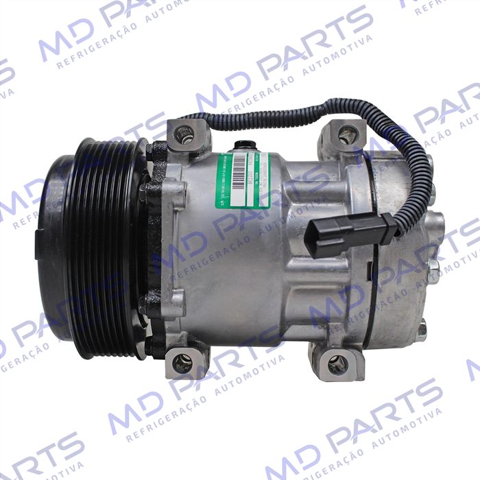 Compressor 7H15 SANDEN Original 8044/ 8242/ 8112/ 6028/ 8176 Caminhão NH 1999 Até 2006/ FH/ FM 1998 ATé 2007 Caminhão VM Todos / Máquina Volvo - 24 Volts Polia 8pk 132mm OEM: 11412631