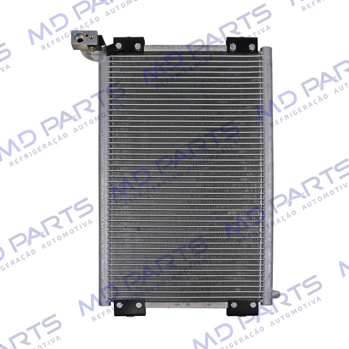 Condensador Caminhão Volkswagen Tractor 18-310/ Delivery 10-160 até 2017 Fluxo Paralelo OEM: 2T0820413A