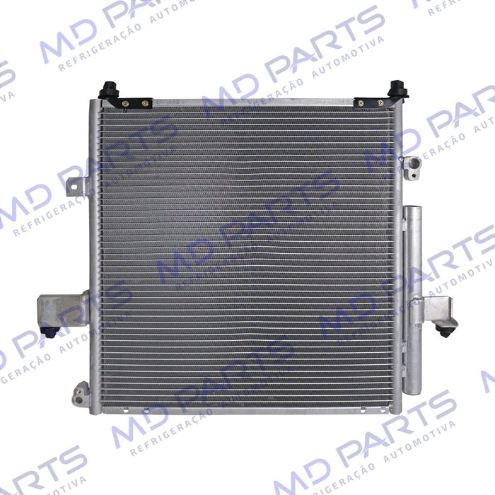 Condensador Mitsubishi L200 Triton Gasolina V6 / Diesel 2012> Fluxo Paralelo OEM: CA550024 / DS545027